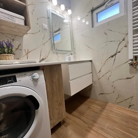 Apartman Tomin Sokak *