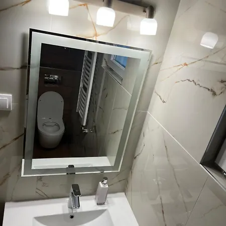 Tomin Sokak Apartman *