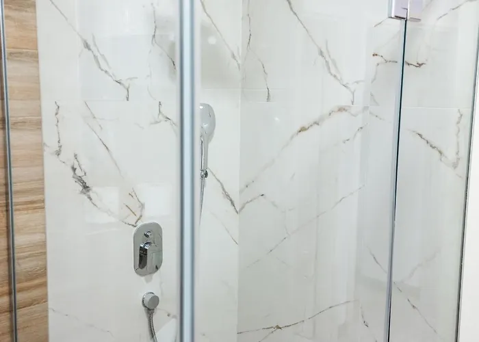 Tomin Sokak Bělehrad